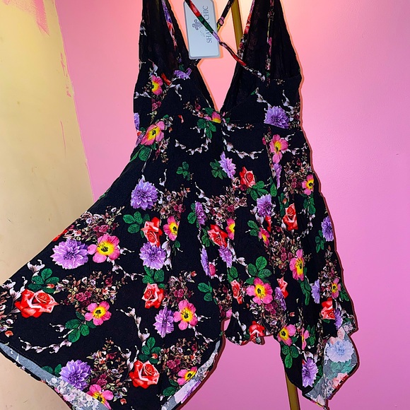 Flower printed romper - Picture 3 of 7